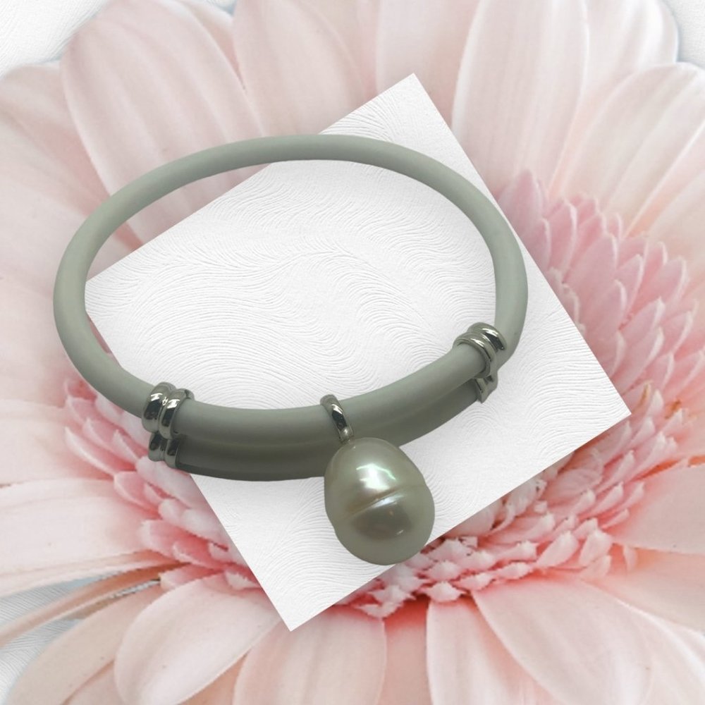 11mm Fresh Water Pearl Silver setting Silicon Rubber Bracelet